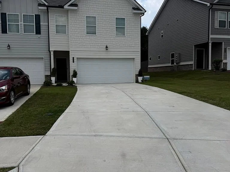 6330 Rosetta Dr S — Photo 1