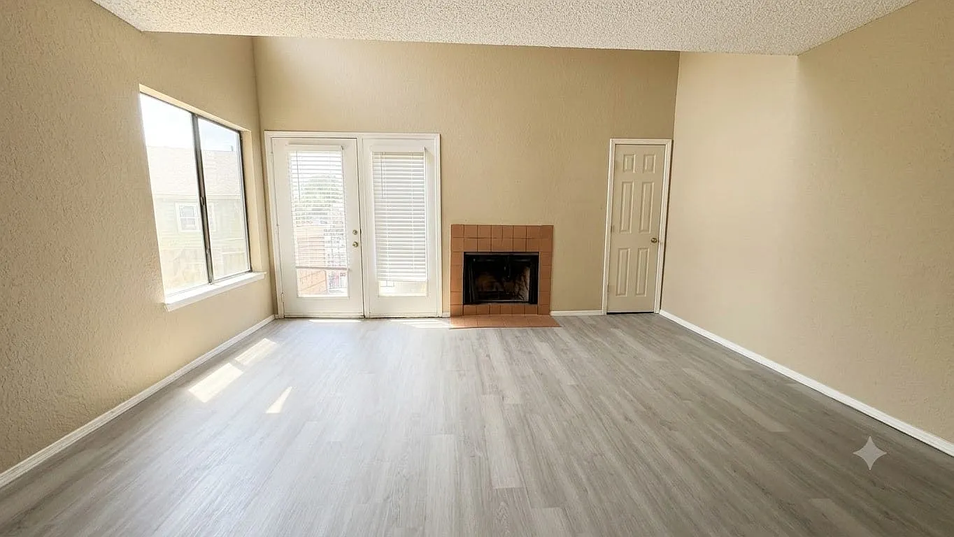 1 bed, 1.0 bath, 683 sqft, $1,250 — Photo 3