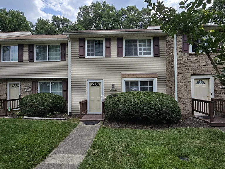 10954 Greenaire Pl — Photo 4