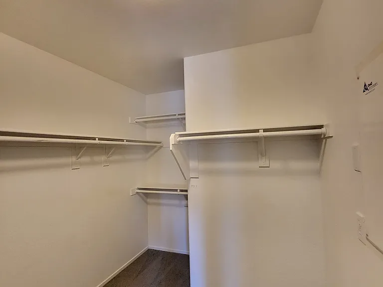 9843 Overlook Ridge Ave — Photo 12
