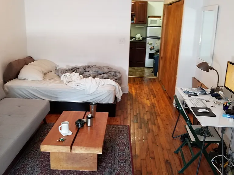 1332 Willoughby Ave #1E — Photo 3