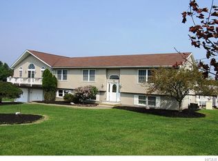 84 Ridge Rd, Chester, NY 10918
