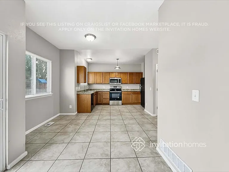 9829 Kenton Cir — Photo 9