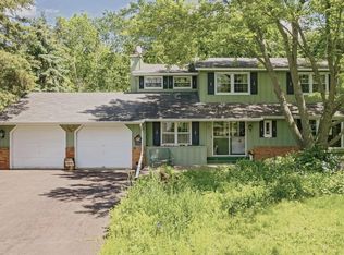 5250 E County Line Rd, White Bear Lake, MN 55110