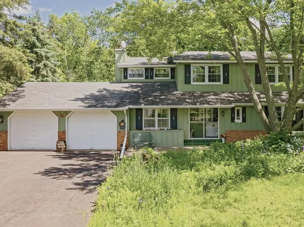 5250 E County Line Rd, White Bear Lake, MN 55110