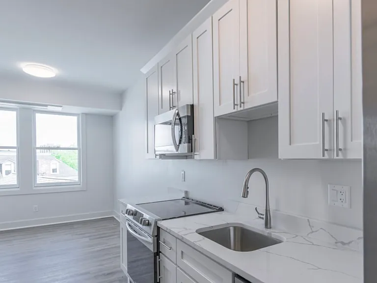 386 Atwells Ave #1A — Photo 1