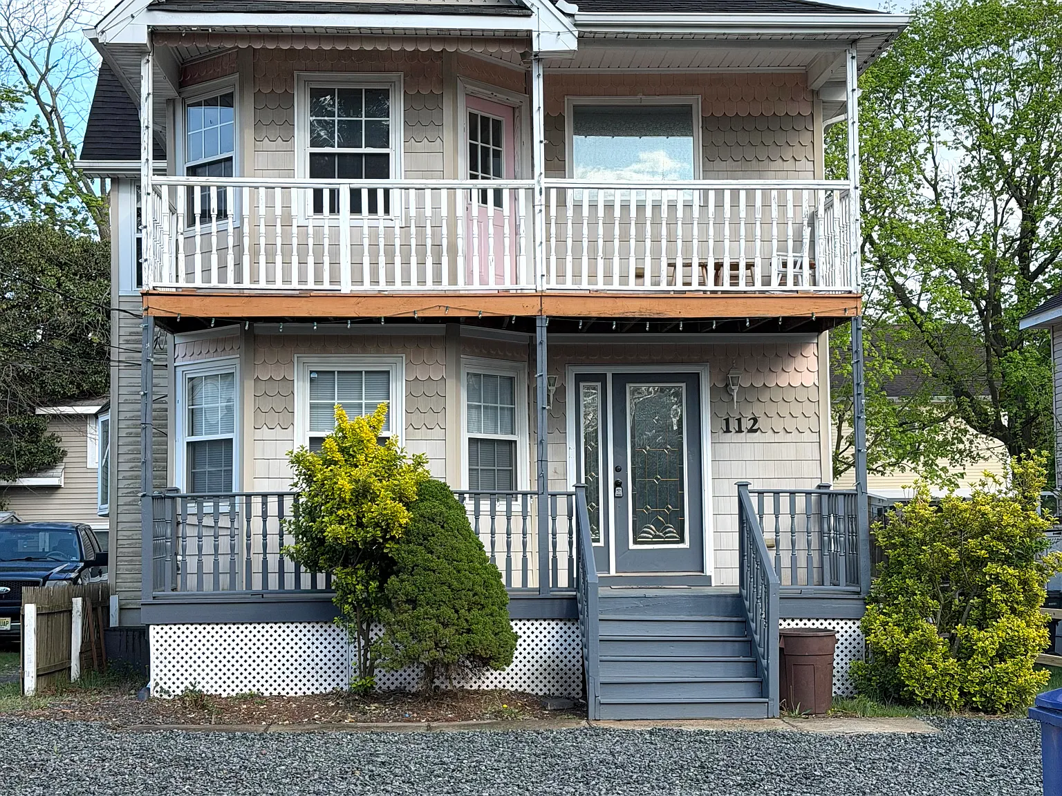 4 bed, 2100 sqft, $3,350 — Photo 1