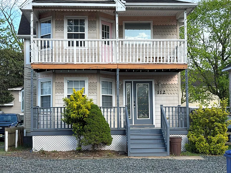 112 Tennyson Ave — Photo 1
