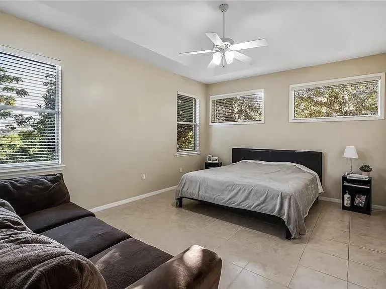 13036 Baybrook Ln — Photo 15