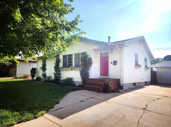 3811 Avenue E, Kearney, NE 68847