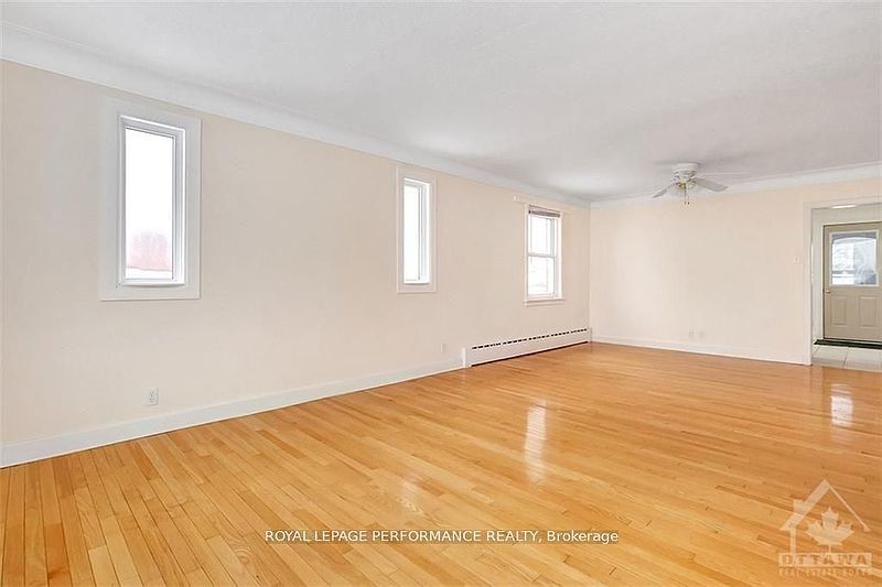 Ottawa House for rent - 4 Bedrooms — photo 2