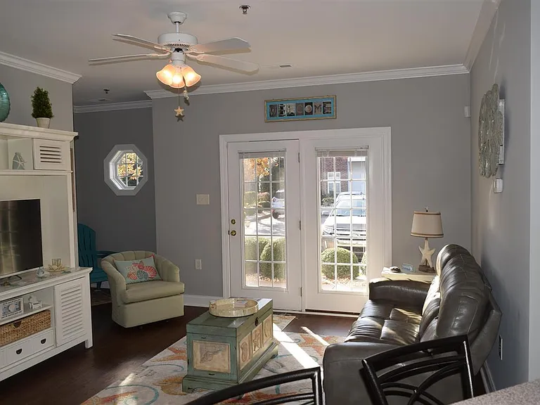 2005 Silvercrest Dr #32A — Photo 12