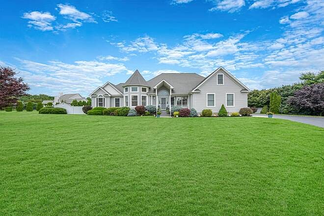1st image of 11 Kingfish Ct