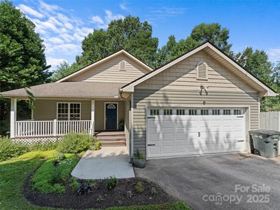 690 Mountain Rd, Hendersonville, NC, 28791