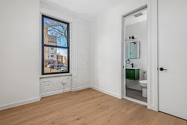Rented by Nolita Group