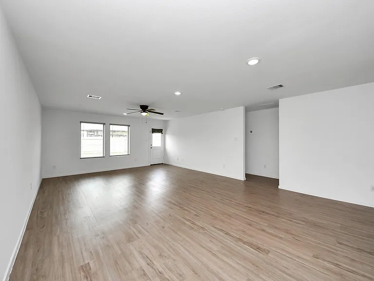 1607 Red Oak Dr — Photo 23