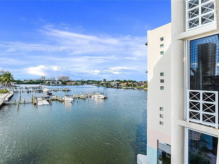 4560 Gulf Shore Blvd N #3-213 — Photo 15