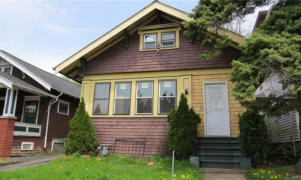 1st image of 106 Winspear Ave