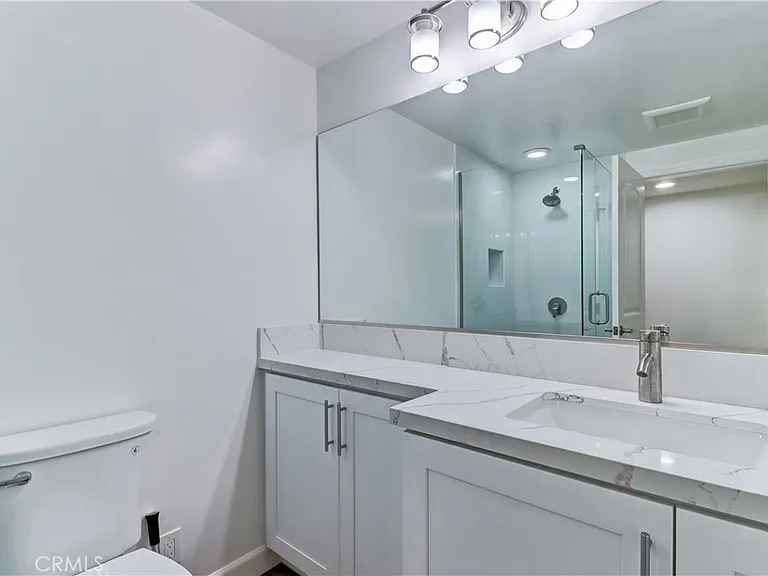 5515 Paseo Del Lago W #2G — Photo 17