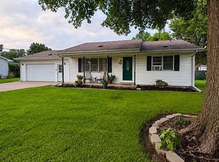 591 Walnut St, Knoxville, IL 61448