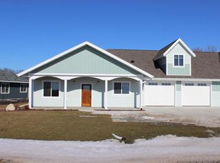 3516 Pebble Shores Dr, Fergus Falls, MN 56537