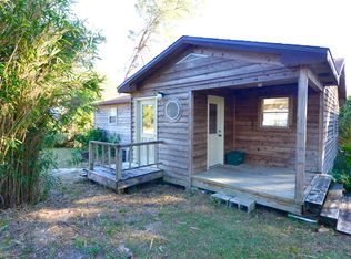 16590 Hodges Ave, Cedar Key, FL 32625