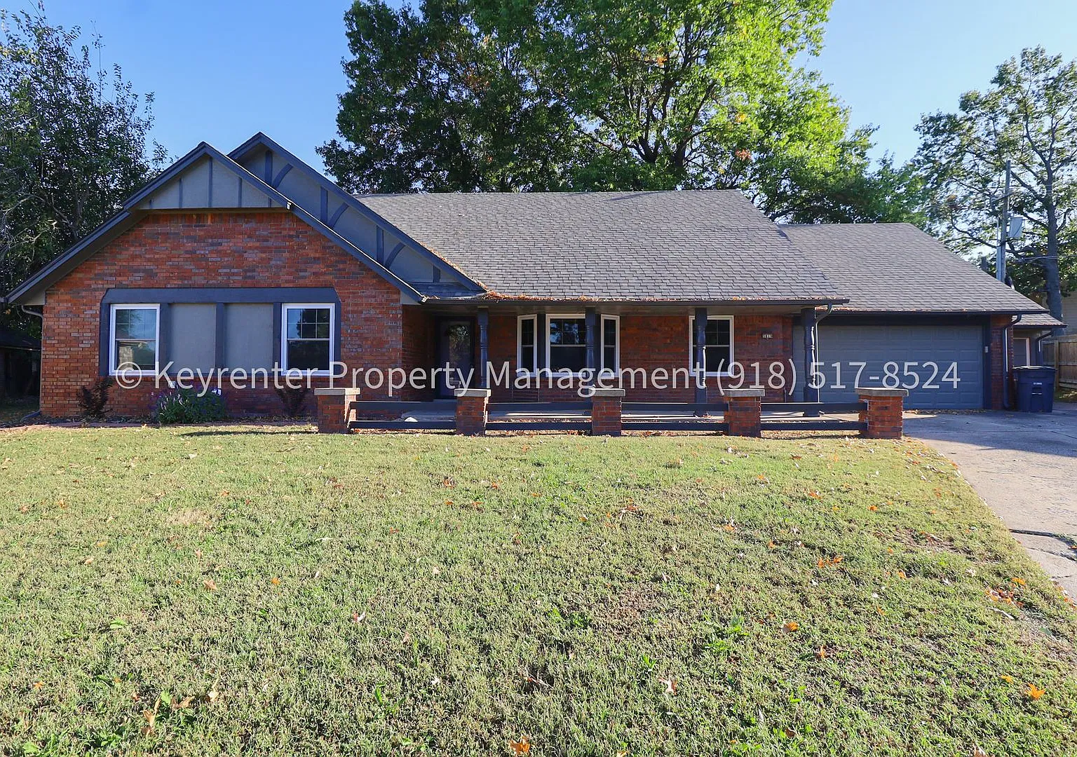 Spectacular 4 Bed | 3 Bath in South Tulsa! — Photo 4