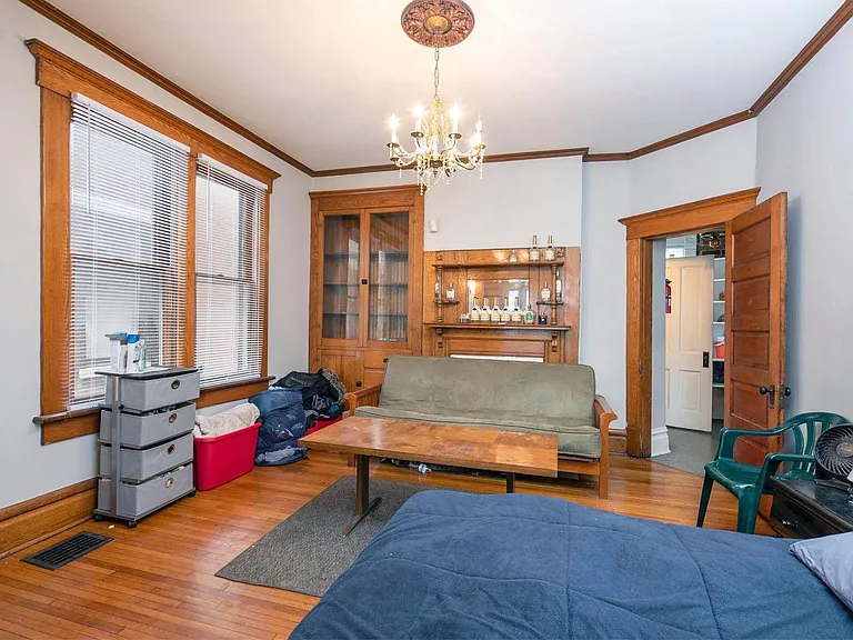 400 E Oakland Ave — Photo 9