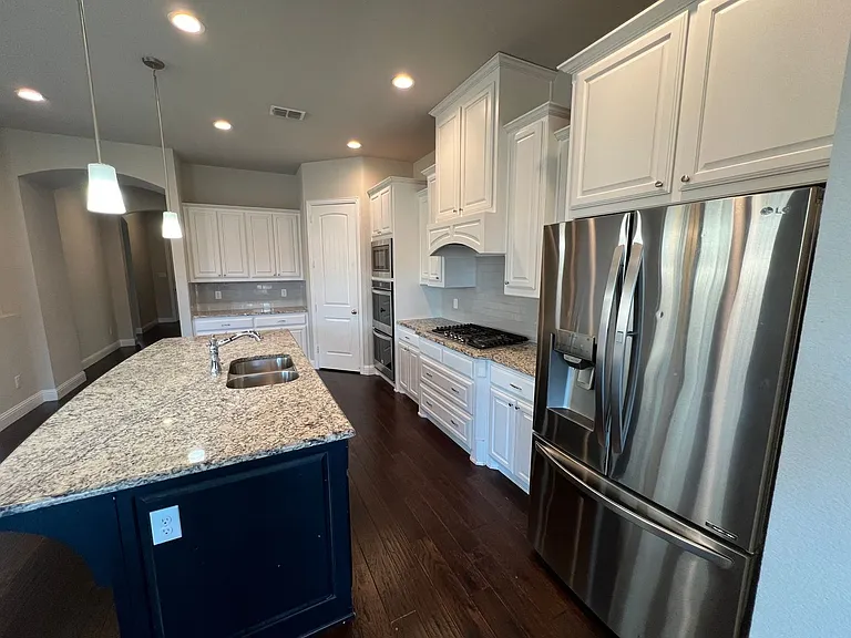 616 Ardath Rd — Photo 14