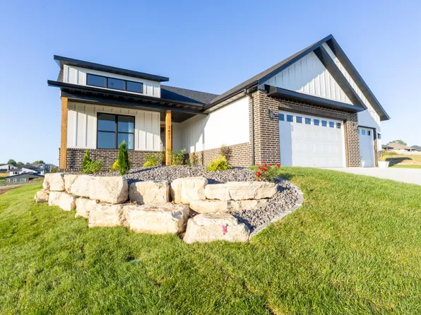 2617 W Webb Road, Ozark, MO 65721