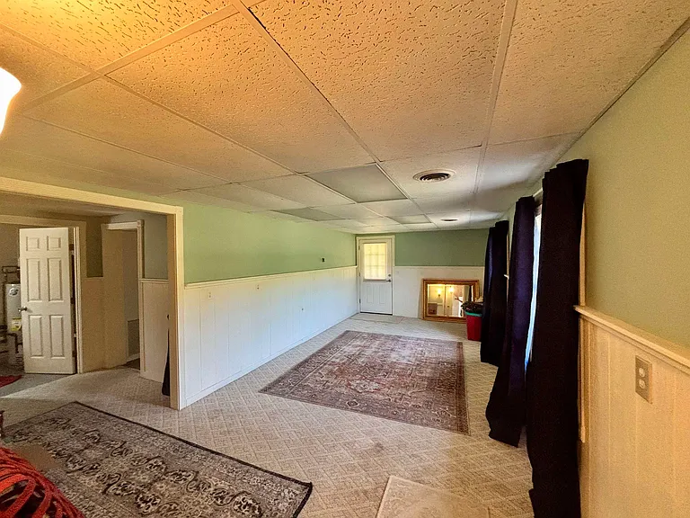 353 Forest Rd — Photo 28