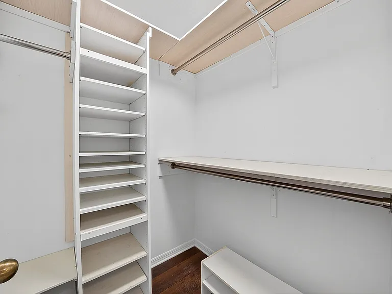 1886 Demetree Dr — Photo 14