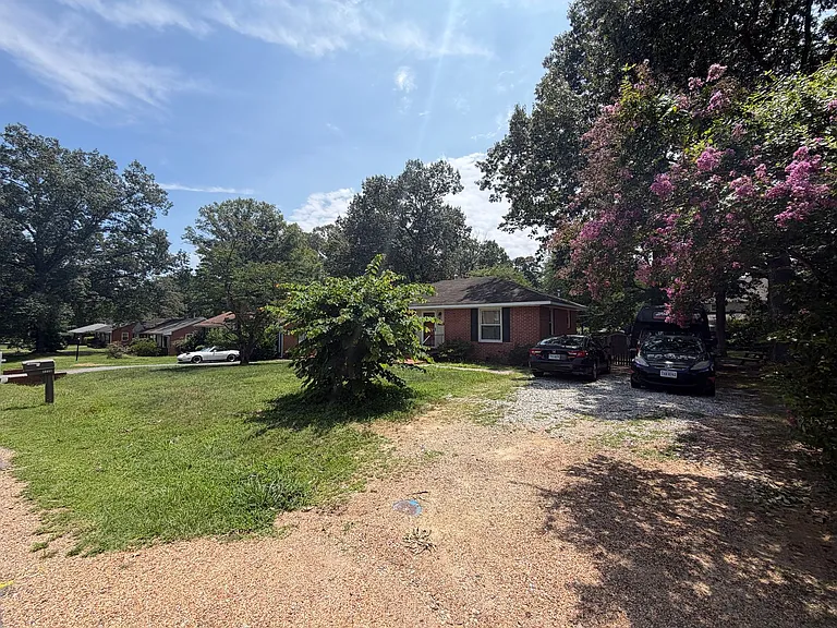 7715 Durvin Dr — Photo 4