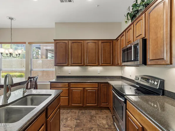 13047 W PLUM Road, Peoria, AZ 85383
