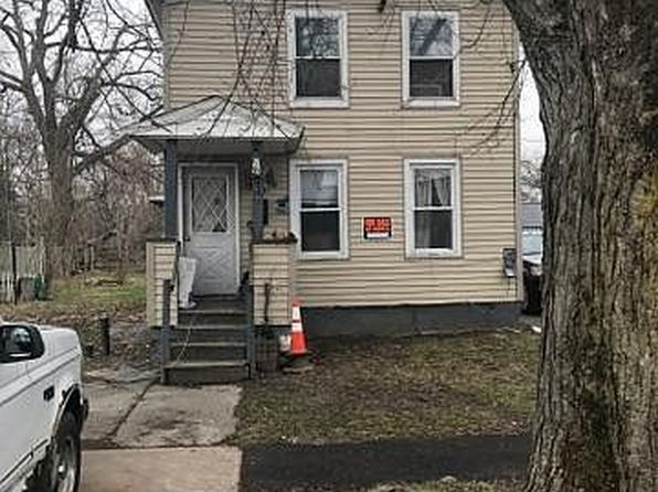115 Pine St