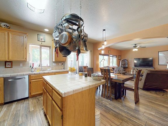 4th image of 5585 Cobbler Ln