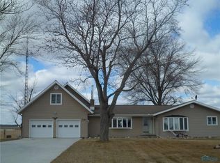 318 S Michigan St, Edon, OH 43518