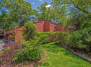 100 Saint James Pl, Summerville, SC 29485