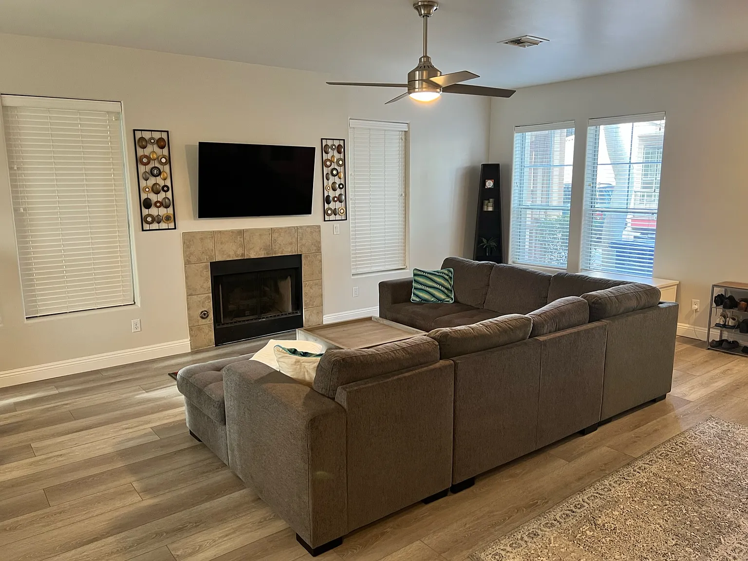 3 bed, 1785 sqft, $3,000 — Photo 4