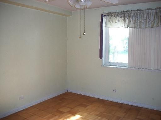 5th image of 7202 Oak Ave APT 1SE