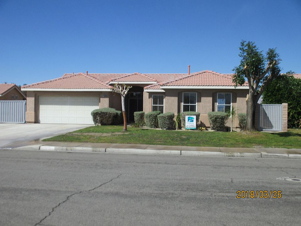 1st image of 73540 Woodward Dr