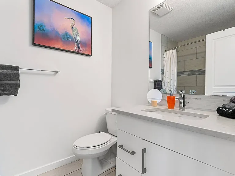 1320 1st St SE #206 — Photo 19