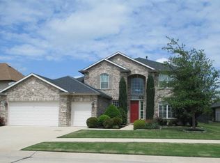 8813 Grandview Dr, Denton, TX 76207