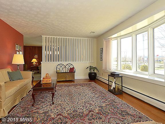 2nd image of 14917 Old Columbia Pike