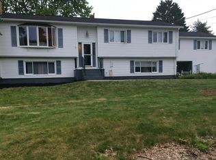 60 Sunset Strip, Brewer, ME 04412