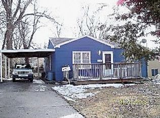 10601 E 28th St, Independence, MO 64052