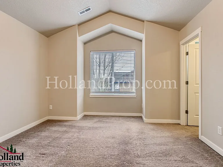 3119 NE Weeping Willow Way — Photo 13