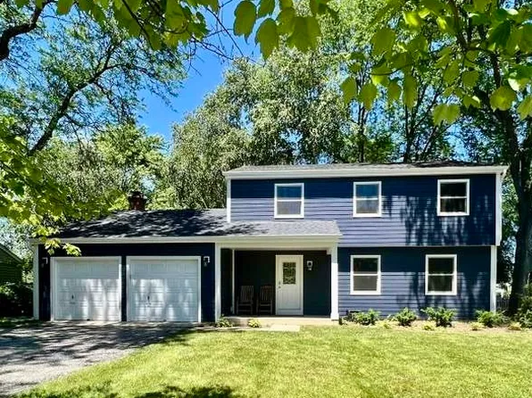 1335 Chillem Dr, Batavia, IL 60510