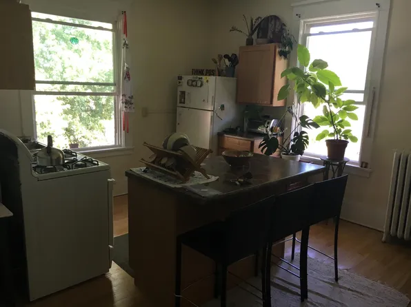 1846 Marshall Ave APT 4, Saint Paul, MN 55104