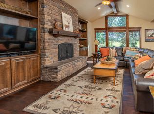 56598 Dancing Rock Loop, Bend, OR 97707